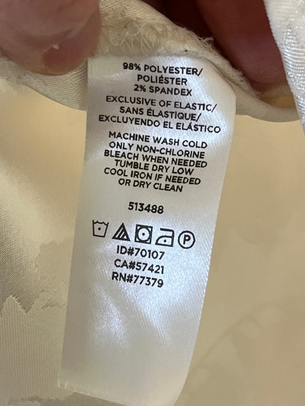 Sleeveless Cream Floral Jacquard Top - Picture 10 of 11